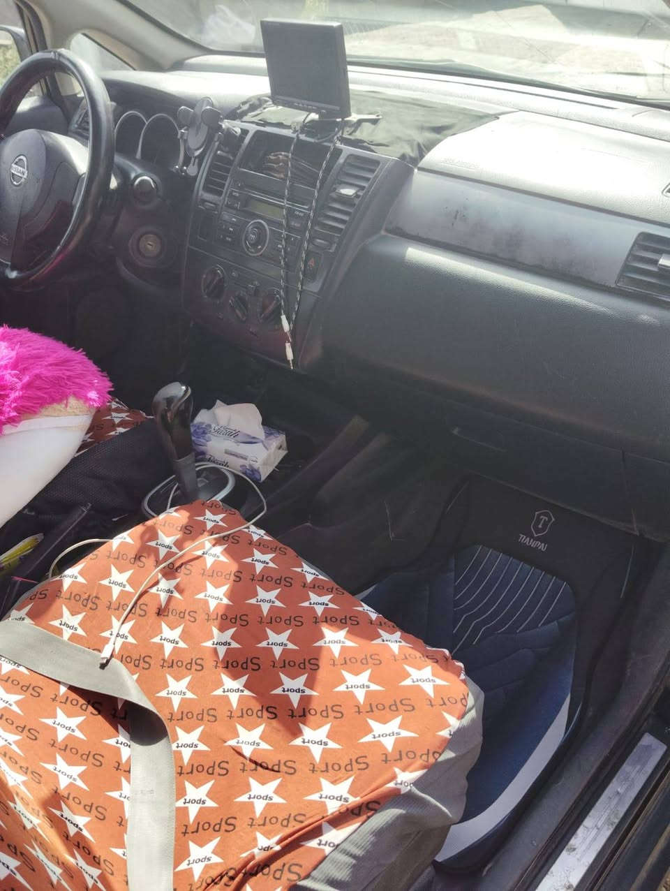 السعر ٤٥ وبيه مجال قليل الاتصال على الرقم *********** اني مكلف بالنشر
