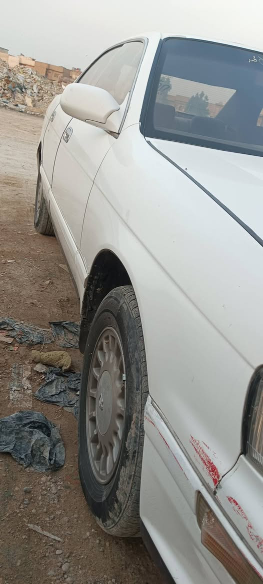 من رخصت مدير الكروب المحترم السلام عليكم بطه منفصل موديل ١٩٩٤ كير مكينه اكسل كفاله تبريد كهربائيات كلها شغاله ضربتهه من وره اخذتهه هيج مكفوله من الكص والنقل والعيب الشرعي سياره جاهزه رقم بابل انكليزي شرط تحويل مكاني بغداد شهداء العبيدي خوان اني مكلف بل نشر رقم صاحب سياره *********** غير متواجد على فيس بوك
