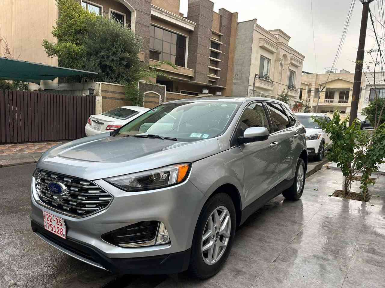 فورت ايدج موديل 2024 مواصفات فول 
*********** 
بونيد جملغ صبغ بدون داغلي بدون ارباك مواصفات فول فول بصمه شاشه كاميره حساس كوشنات كهربايي كوشنات  جلت سار و گرم تحكمات ستيرن تحكمات سرعه ويل كروم بعت هواي مواصفات فول فول بس بدون فتحه. AWD سعر 155 ورقه مجال 
مكان اربيل شارع 100 أربيل, العراق
