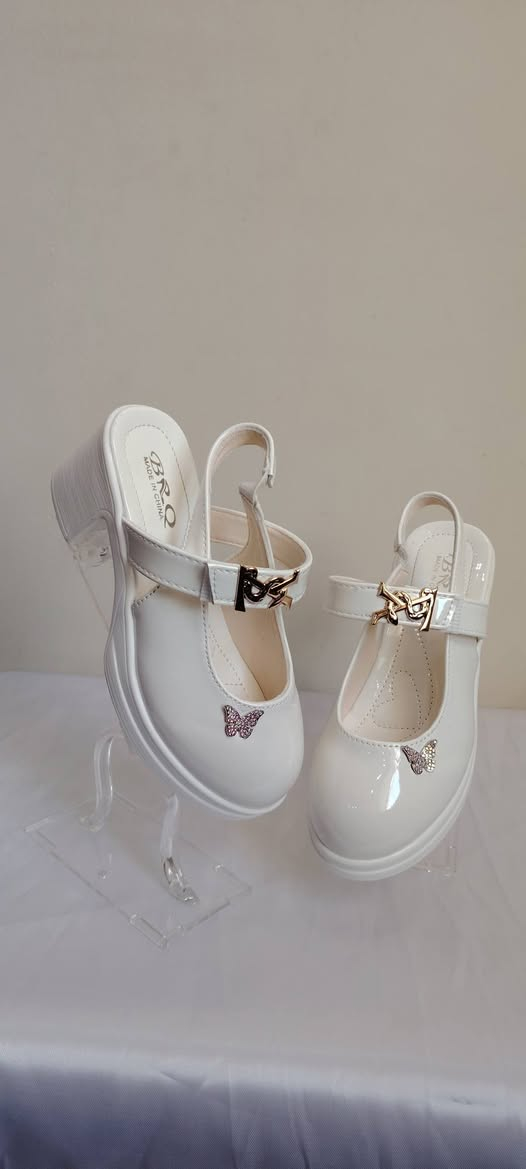 لوليتا كعب بناتي يجن وخفيف
القياس من ٣١ال٣٦
السعر ١٢٠٠٠ ✅✅
#توصيل بسمايا ١٠٠٠
بغداد ومحافظات ٣٠٠٠ لحد نهاية رمضان


**إذا كنت صاحب هذا الإعلان وتريد حذفه لأي سبب، رجاءا أرسل رسالة إلى الدعم الفني**