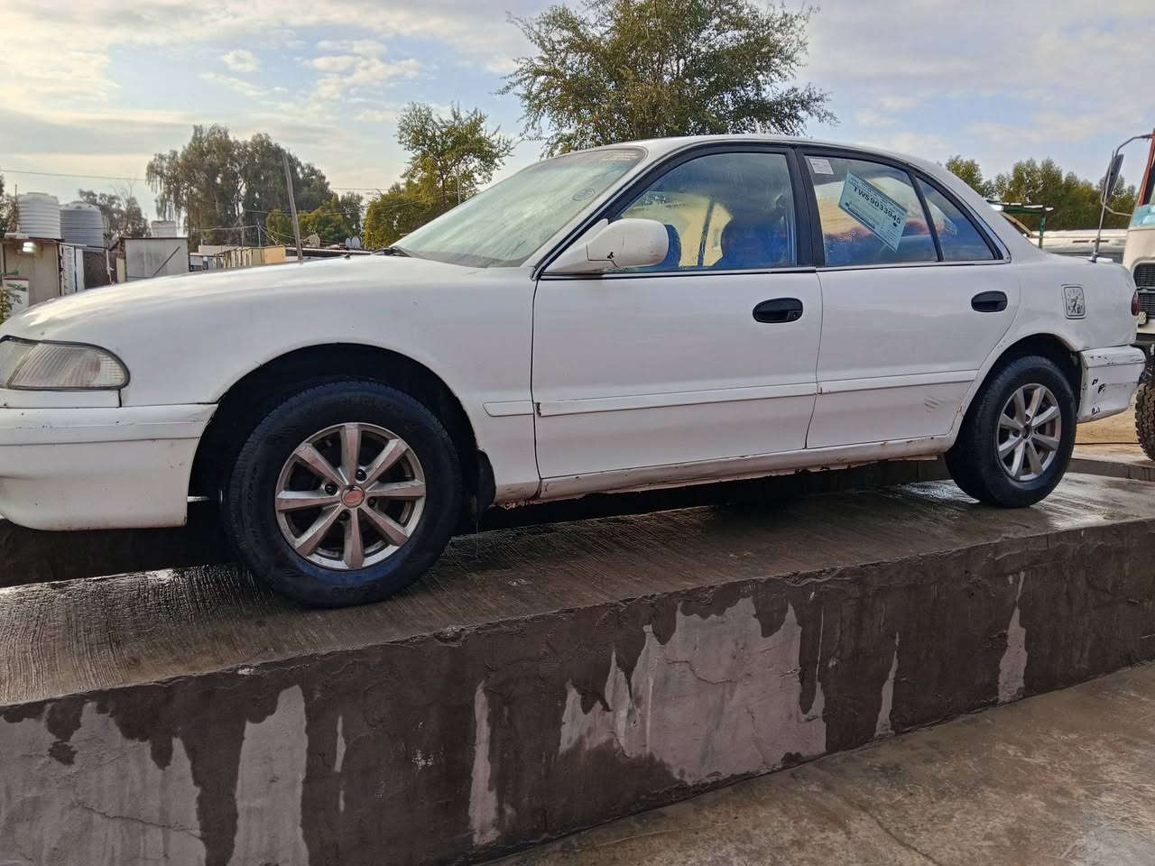 سلام عليكم سوناته 2 رقم بغداد جديد  بسمي مكان سياره الانبار رمادي سعر 43 وبيه مجال ***********
