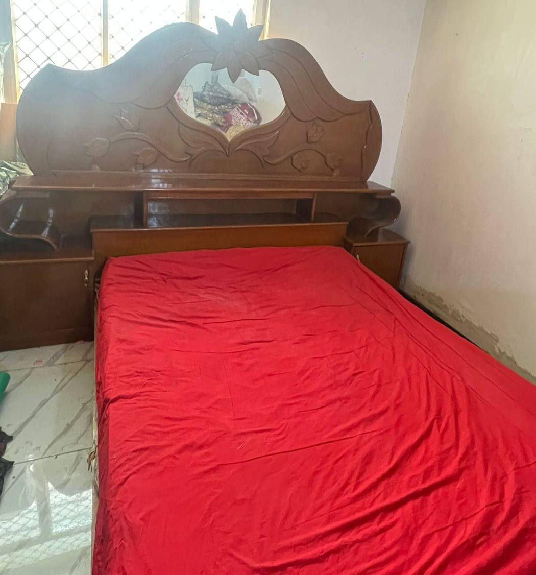 السلام عليكم غرفه نوم صاج القوي سعره 500ليريده يدخل خاص مكاني الزعفرانيه


**إذا كنت صاحب هذا الإعلان وتريد حذفه لأي سبب، رجاءا أرسل رسالة إلى الدعم الفني**