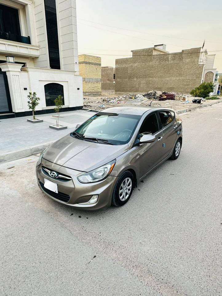يا الله
للبيع هونداي أكسنت 2013
رقم بغداد الجديد 
هزه جديده 
سنويه جديده بأسمي 
محرك 1600
كير اوتوماتيك AT
تبريد ممتاز 
داخل نظيف جداً 
شاشه كبيره اندرويد 
تحكم ستيرن مثبت كروس سرعه 
العداد 90
تايرات نظيفه باتري جديد 
وارد امريكي طخته جاملغ أمامي مبدل بلادي 
وهلال جاملغ خلفي صبغ اثر بارد وبيه بعض الجراد 
سياره نظيفه وبلاديه وبالعافيه على الياخذه
السعر 85 ورقه 
مكاني بغداد 
***********
