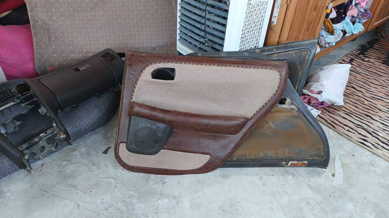 سلام عليكم بطاين كرسته البيع مكان نجف كوفه ***********
