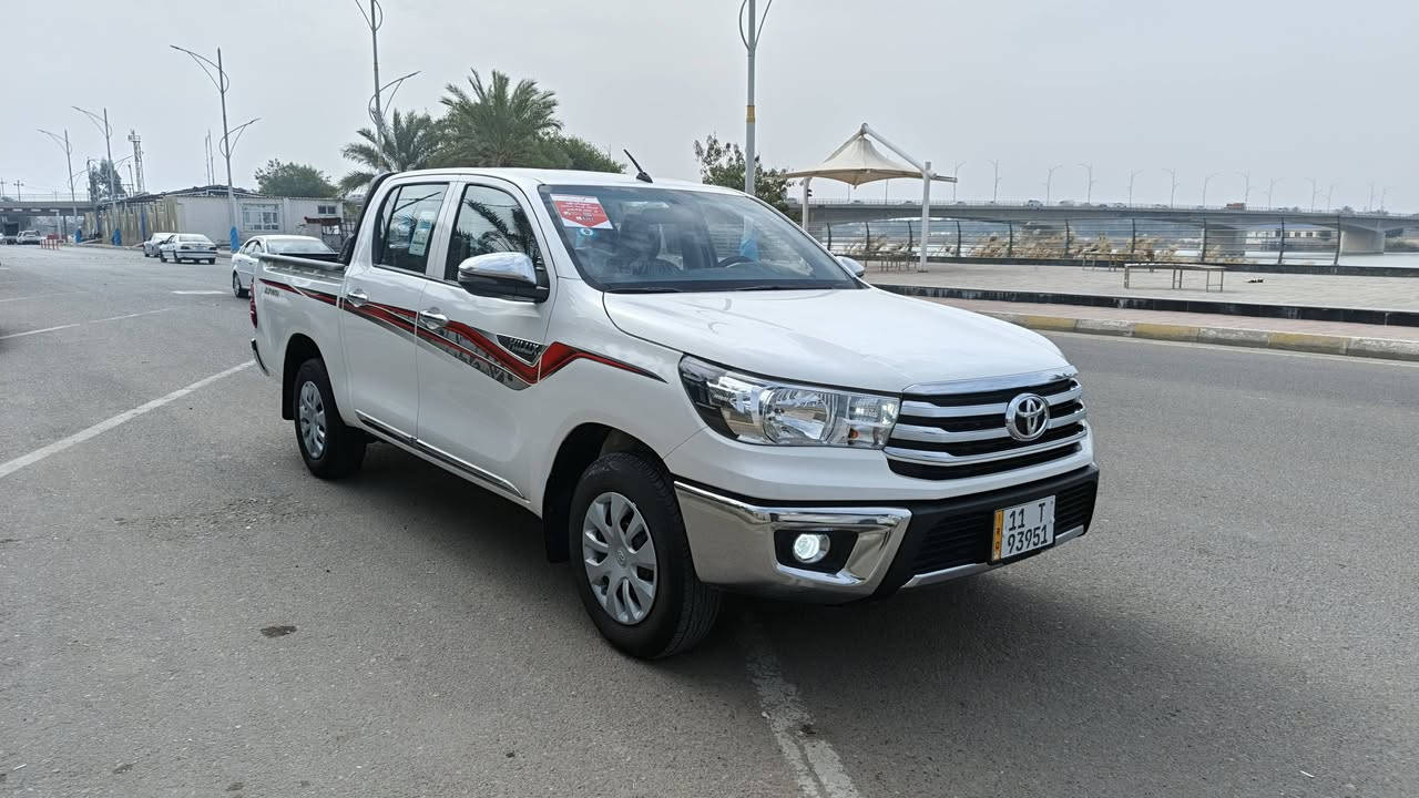 سلام عليكم 
من رخصة الادمن 
تيوتا هايلوكس ساز كير عادي موديل 2025 ع وضع شركه بيه رصعه بلبنيد موضحه والباقي كفاله عامه من كولشي رقم بغداد باسمي مكفوله من زلخ وبارد ورصعات سعر 235 وبيه مجال 
مكلف بلنشر 
‏‪‏‪***********‬‏
‏‪+9647505686309‬‏
