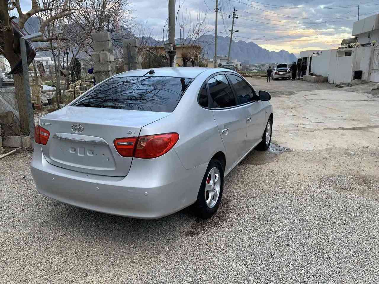 ئاڤانتی مۆدیل 2010 فوڵە بە س سڵایت نیە گیچ وە نە وشە یە ئکویە تە نجیل بلۆتوزە پیش و پشتی کە پسە کامل مە سە ڕە ف کڕاوە بڕاوی دوبە یە سقفە ی بۆیاغی عیڕاقی نیە بای 53محمە ل  *********** رانية, السليمانية
