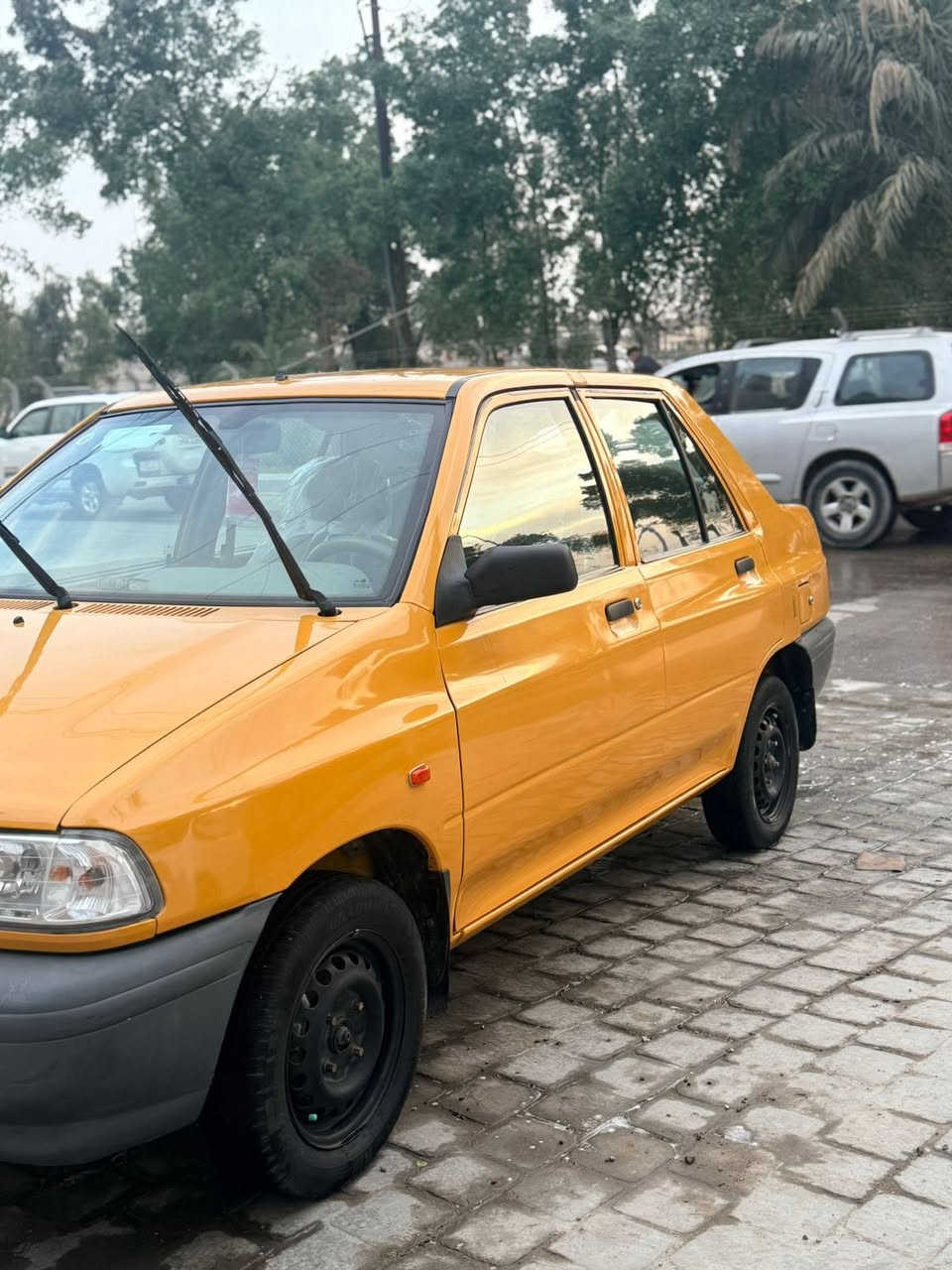 السلام عليك
سايبا 2022 للبيع 

السعر ٥٨ ورقه وبيه مجال 

السياره نضيف ماشيه ٥٢٠٠٠ الف 

السياره كفالة عامه بيه فقط صبغ بل جاملغ اليمن الخلفي فقط و الباقي كفاله موضح بل صوره 

مكان السياره 

النواب على الخدمي قرب جامع الاسراء و العراج

رقم الهاتف ***********
