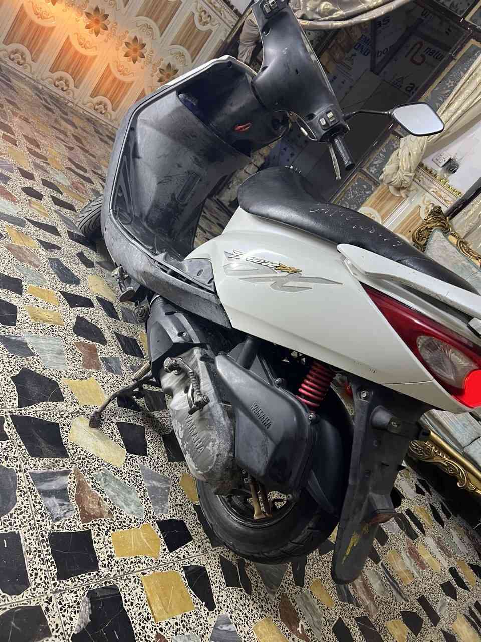 السلام عليكم بريز كفاله عامه مابيها اي نقص مامفتوحه ابد وكله بلادي منل طول للطول كفاله عامه كفر ومكينه السعر 650 المكان الشعب رقم الهاتف ***********
