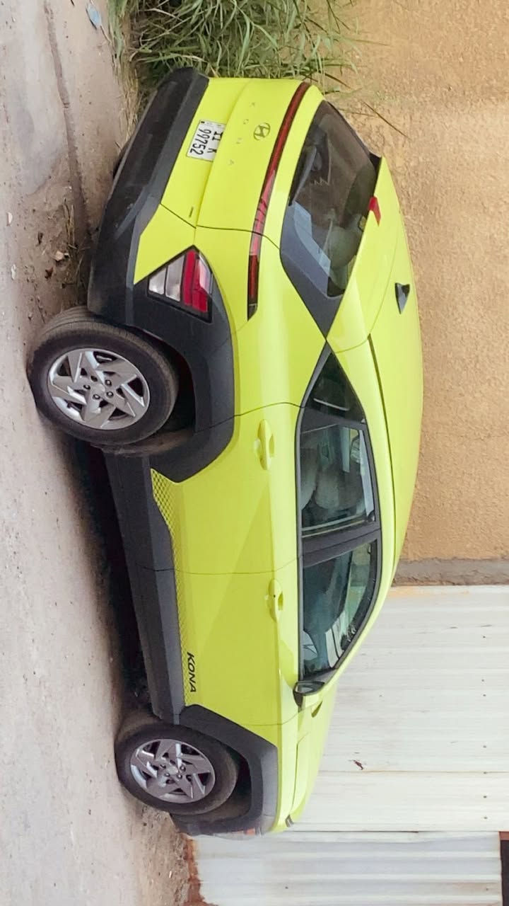 سلام عليكم كونا امريكي موديل 2024 سياره جديده بمعنى الكلمه السياره بيه موصفات بس مو فول حادثه مثل ماموضح بلصوره ماشيه 21 سعره 185$ رقم الاتصال ***********
