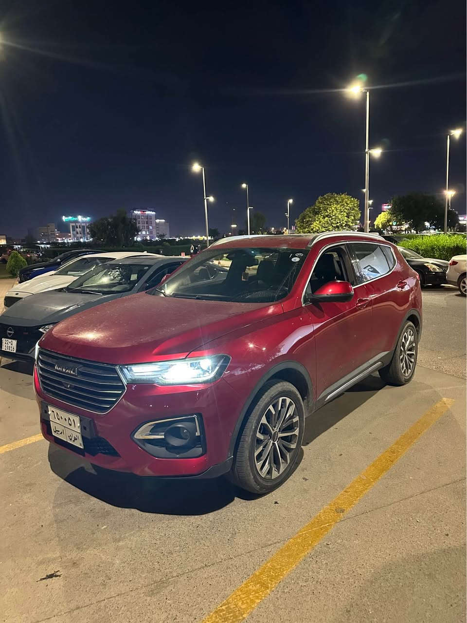 هافال H6 موديل 2021 
فول مواصفات 
بانوراما بصمة كوشن جلد ذاكرة تدفئة 
تحديد سرعة نقطة عمياء تحديد المسار المساعدة على الاصطفاف 
السيارة بدون صبغ بس بيها ضربة خفيفة باب الصندوق بدون تعديل 
ماشية 85 الف كيلو 
*********** أربيل, العراق
