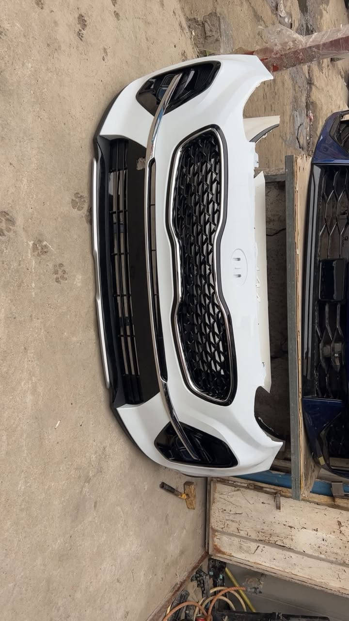 السلام عليكم
توفرت دعاميه اماميه سبورتج خليجي لون ابيض جديده ونظيفه زلغ مابيهة كامله مقفله للاستفسار 
***********
العنوان : سوق بغداد شارع النضال القصر الابيض
ال مخيف ادوات احتياطيه للسيارات الكوريه الحديثة
