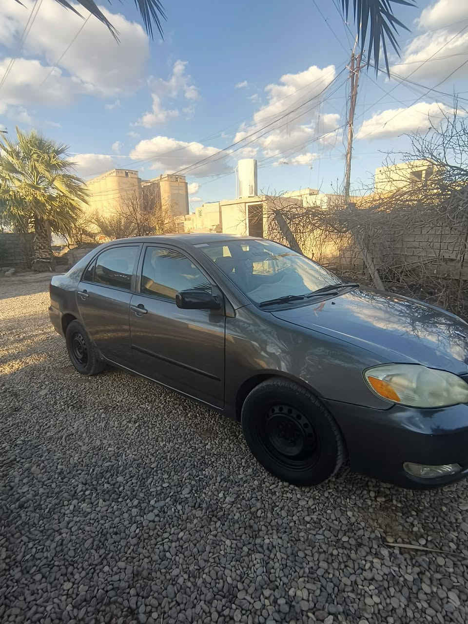 السلام عليكم للبيع كورلا نحلة   2007 محرك 1800 وارد امريكي كير اوتوماتيك گير ومحرك شرط   سيارة شواصي مكفولة دواخل كفالة عامه  بيها ضربه اباب النفر بنص الباب فقط  السعر٨٨    رقمها نينوى صدامي  عنوان السياره الشرقاط قرية الخضرانيه  ***********
ملاحظه ماراوس  بس ابيع
