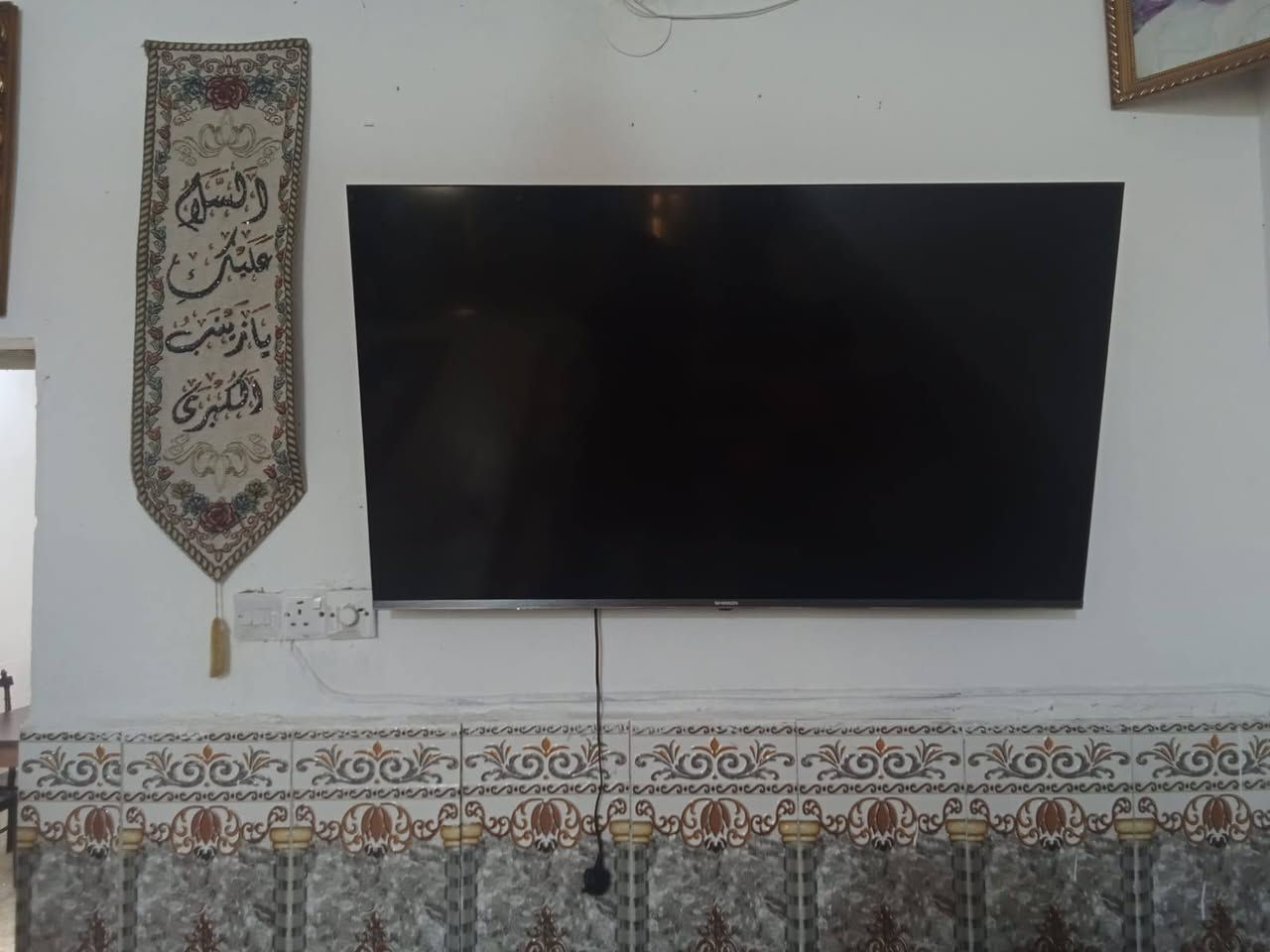 بلازمه  Shinon
حجم 55  جهازين تحكم تدعم الاوامر الصوتيه  ***********
