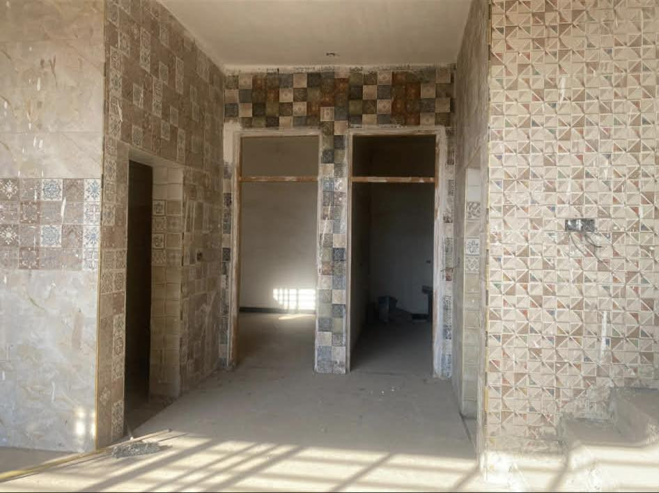 السلام عليكم
بيت للبيع المساحة 200 م طابو ملك صرف سند 25 مستقل  على طابو الكاظمية في نهاية منطقة السوداني ال11 الف  بناء 2025 رقم القطعة 11156

بناء حديث يحتوي على كراج وصالة ومطبخ وغرفة عدد 2 وصحيات عدد2 ومناور 2 و بيتونة وسطح  نقص فقط تشطيبات بسيطة 

للاستفسار اكثر الاتصال على رقم ***********
***********
