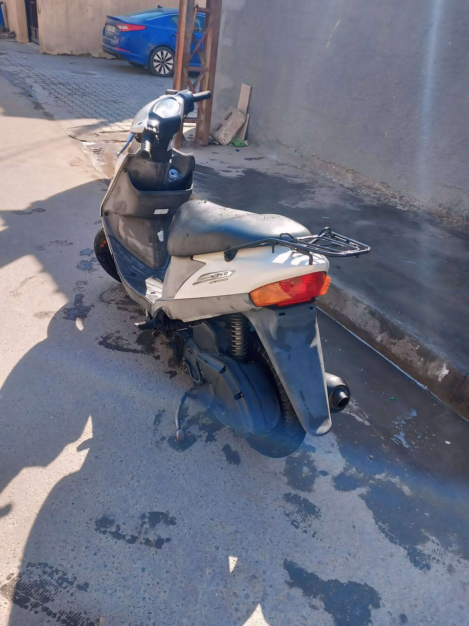 سلام عليم دراجه ادرس ياباني كامله سلف هندر بس بيها خيط تبخير للبيع او مراوس بتلفون ايفون سعرها 450 وبيها مجال مكاني بغداد حي لقاهره 
***********واتساب
