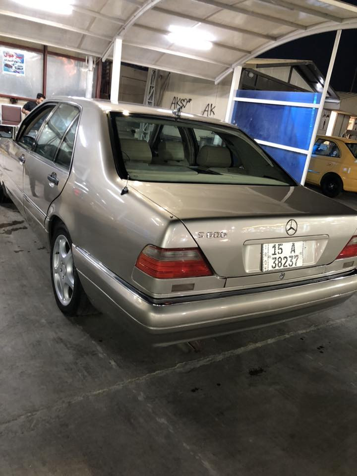 السلام عليكم
مارسدس S500 
شبح 8 سلندر 
لون ذهبي 
محرك وكير نظيفات 
السياره مصبوغه عام 
موديل 1992 

سلايد روف. غير شغال
تخم ويل كب جديد 
تايرات زوج جديد. 
وزوج نص عمر
السياره بسمي      رقم انبار دولي 
تحويل مباشر
للبيع فقط بدون مراوس   
السياره بيها بعض النواقص 
سعرها. 74 ورقه  
0783 866 7822
مكانها السياره بغداد
