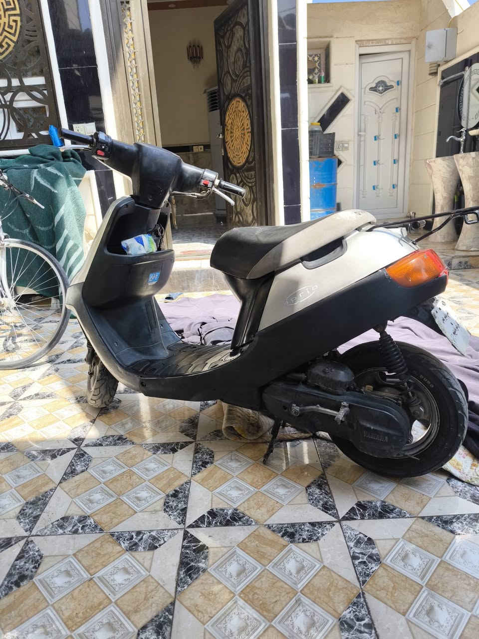 السلام عليكم بطة كفالة عامة عوزهه بس باتري هندر واحد شرط كلة شغال لايت اشارة نقصهه
بس باتري وروح شلعة معدل خير من الله الدراجة مكينة ناعمة 
مكاني سوق النص السعر 350وبيهه مجال حك الجية


**إذا كنت صاحب هذا الإعلان وتريد حذفه لأي سبب، رجاءا أرسل رسالة إلى الدعم الفني**