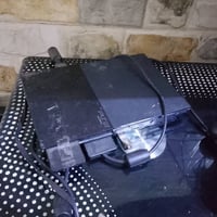 بلي ستيشن 2 للبيع شغال نضيف وياه جوستك عدد 2 وياه كومة العاب السعر على...