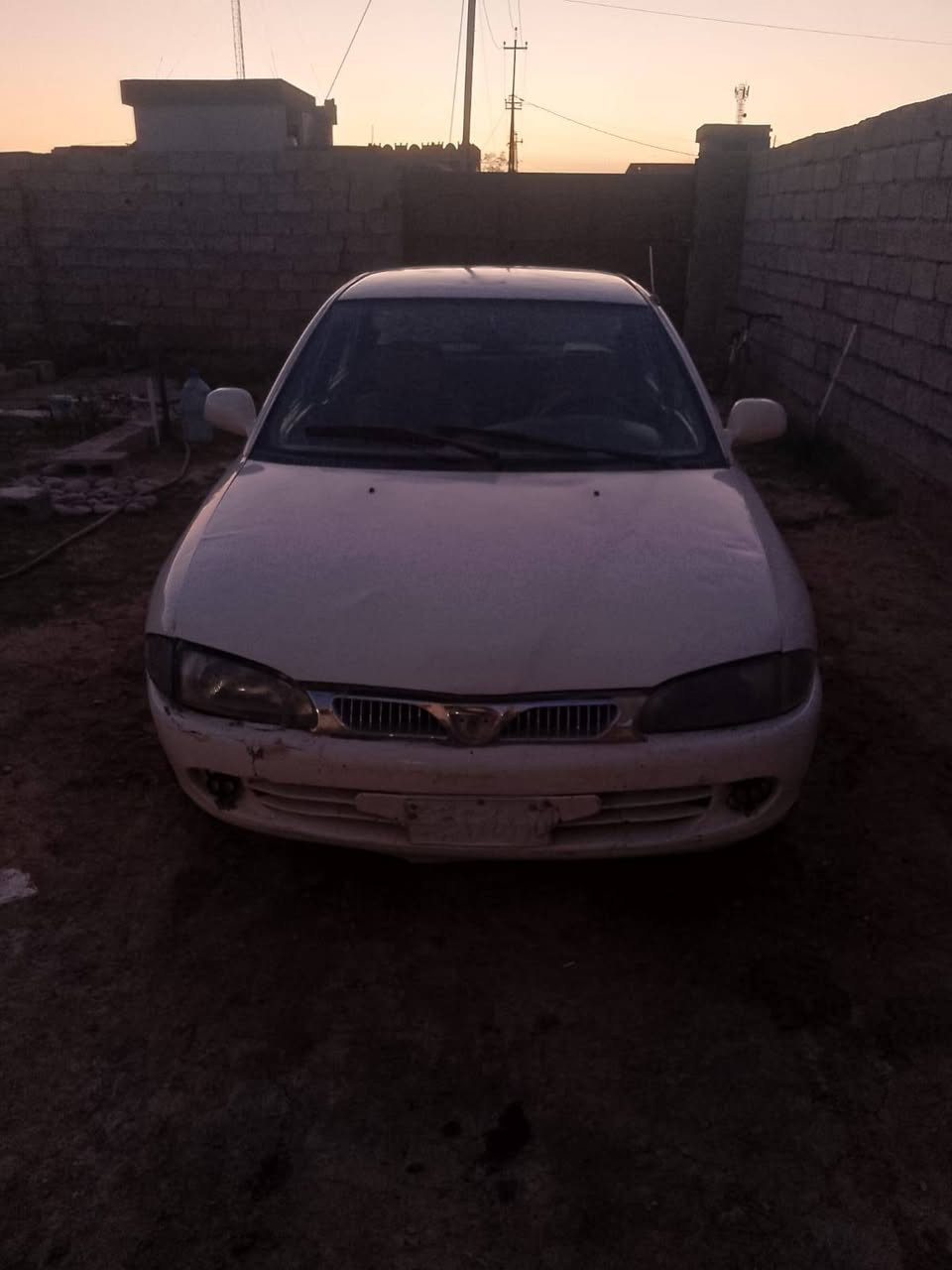 للبيع براتون 2002 رقم بغداد كير اوتوماتيك ‎0781 924 1204
