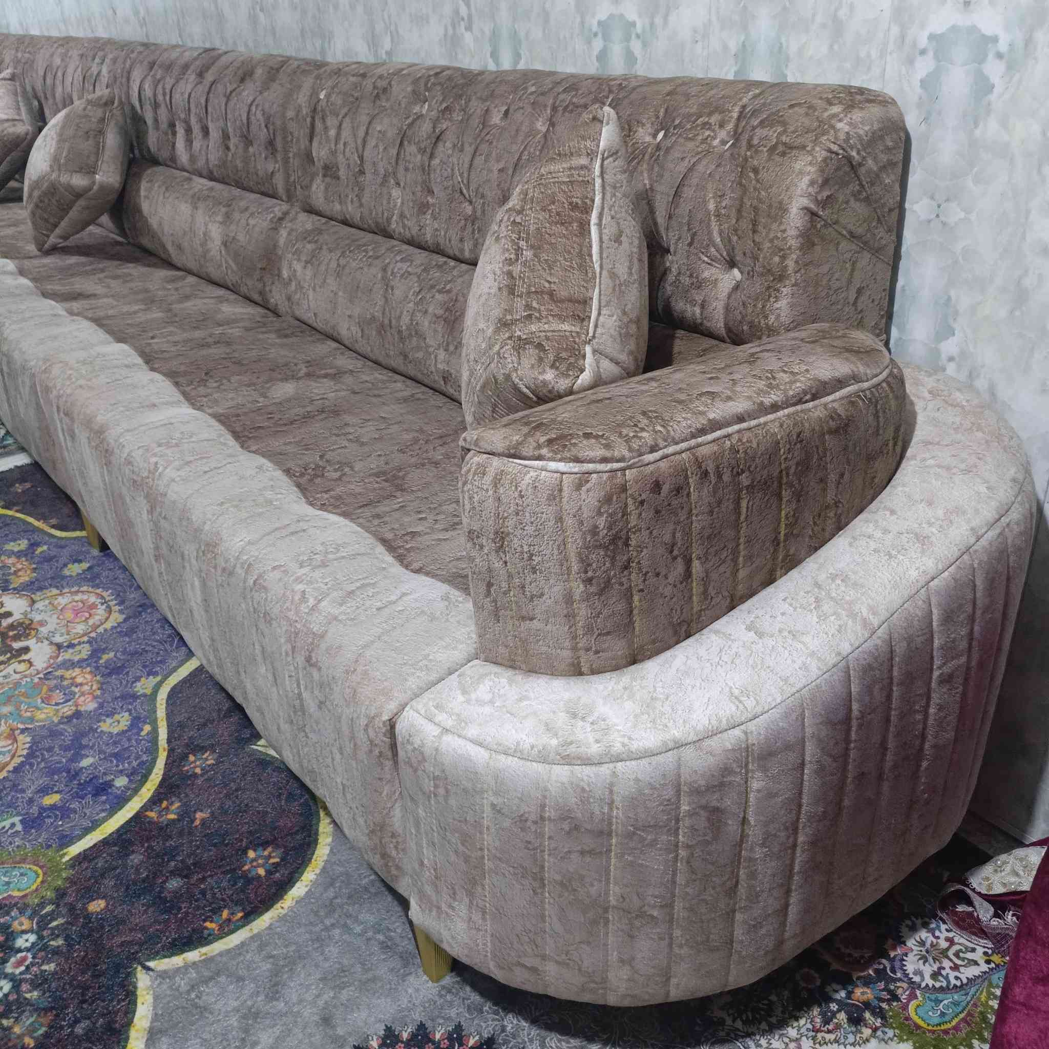 تخم تركي تفصال تكمه ثقيل  16مقعد مامستعمل العنوان بغداد السعر ب650 الاستفسار ع رقم ‏‏‪***********
