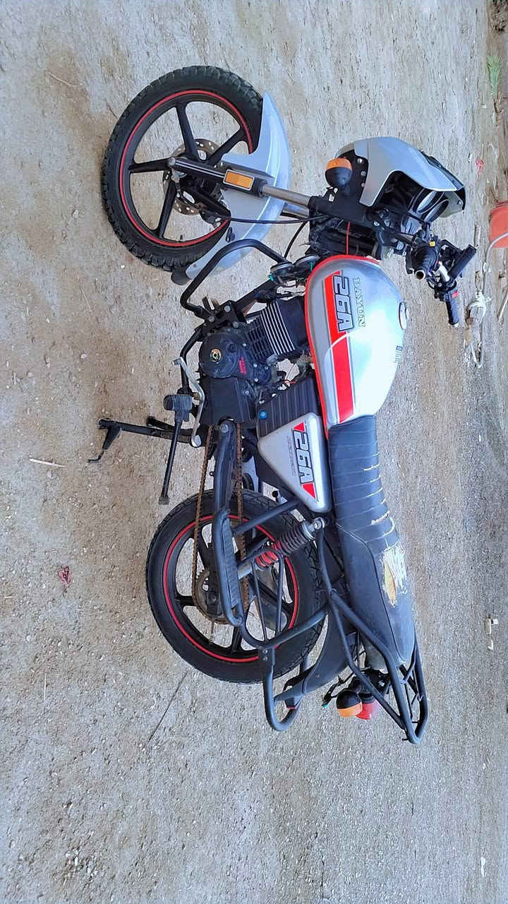 يا الله السلام عليكم دراجة البيع دايون نفخ موديل 21 أوراق اصولي شرط اصولي مكفوله كفاله عامه محرك ميتين كتابه حمره سويج سجينه كهربيات سلف كله شغال بشرط انضف من الصوره السعر 1250 وبيه مجال الشراي يتصل وبيه خير ويدلل ***********
