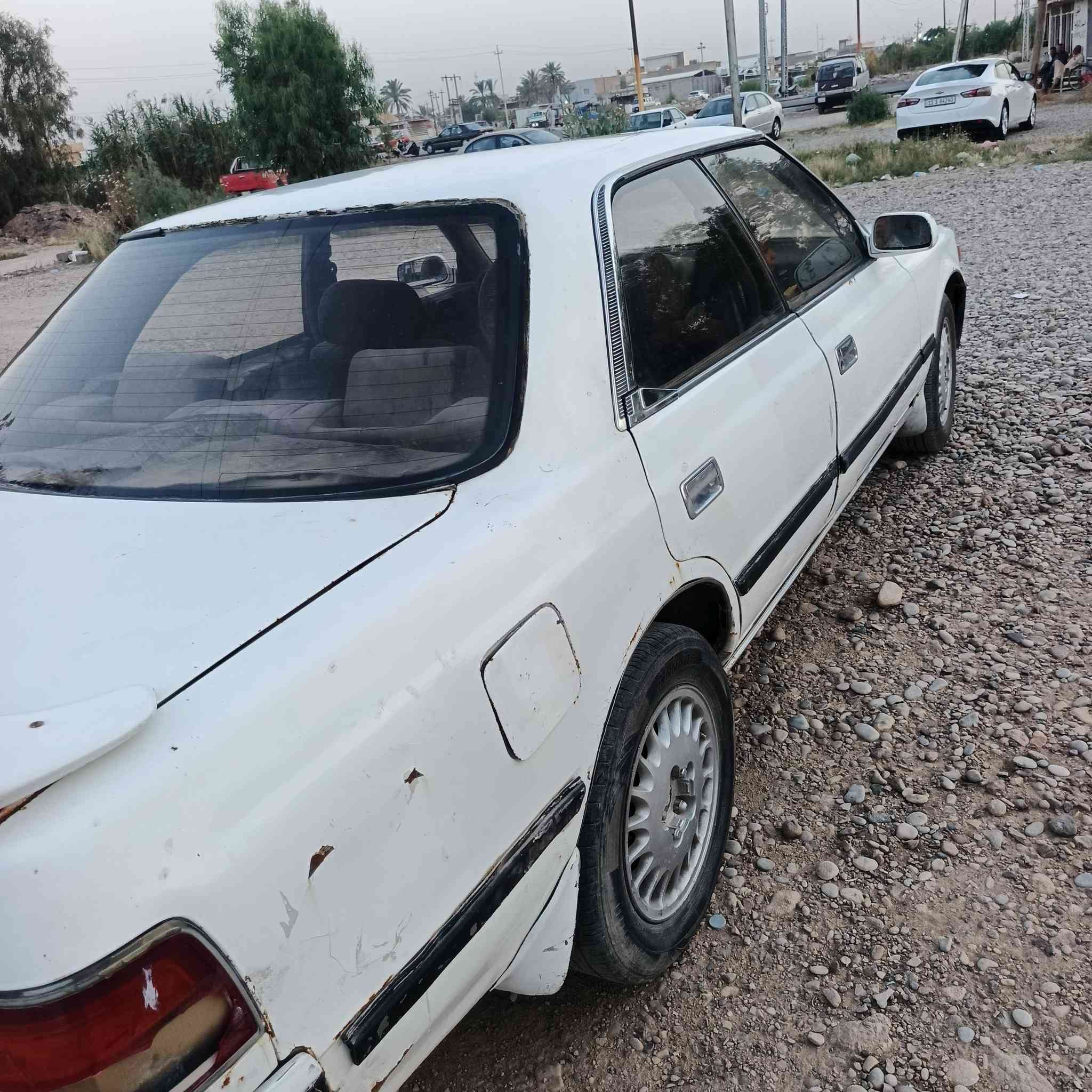 السلام عليكم مارك شيزر لبيع السيارة محركها وكيرها زينات  مكان السيارة ديالى المقدادية قرية الحساوية السعر 22 السنوية ساقطة صاحبها موجود ويريد تحويل  وعليها غرامة 300 الف ***********
