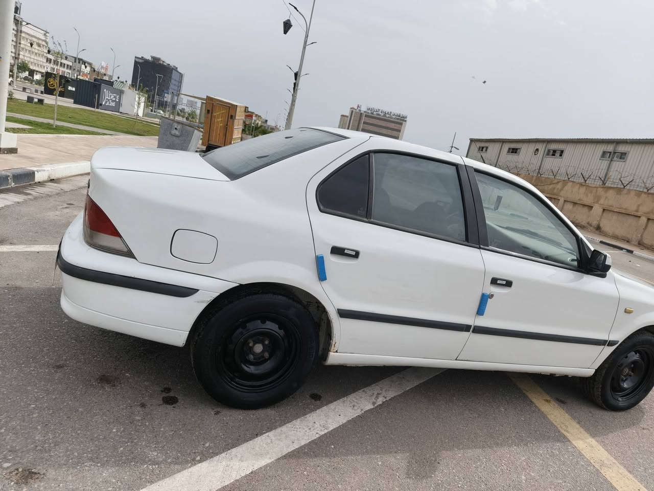 السلام عليكم سمند مديل 2011 رقم انكليزي سنويه 2029 راعيه حاضر  كير فرنسي مكينه بدايت خيط فقط من القبق مابيه من الكزوز كهربائيات كله شغاله حداده امامي خلفي كله جديد مشط جديد دواخله سياره جديده مابيه ضربه  خير من الله سعره 37 وبيه مجال مكاني بصره حيانيه *********** اتصال او وتساب
