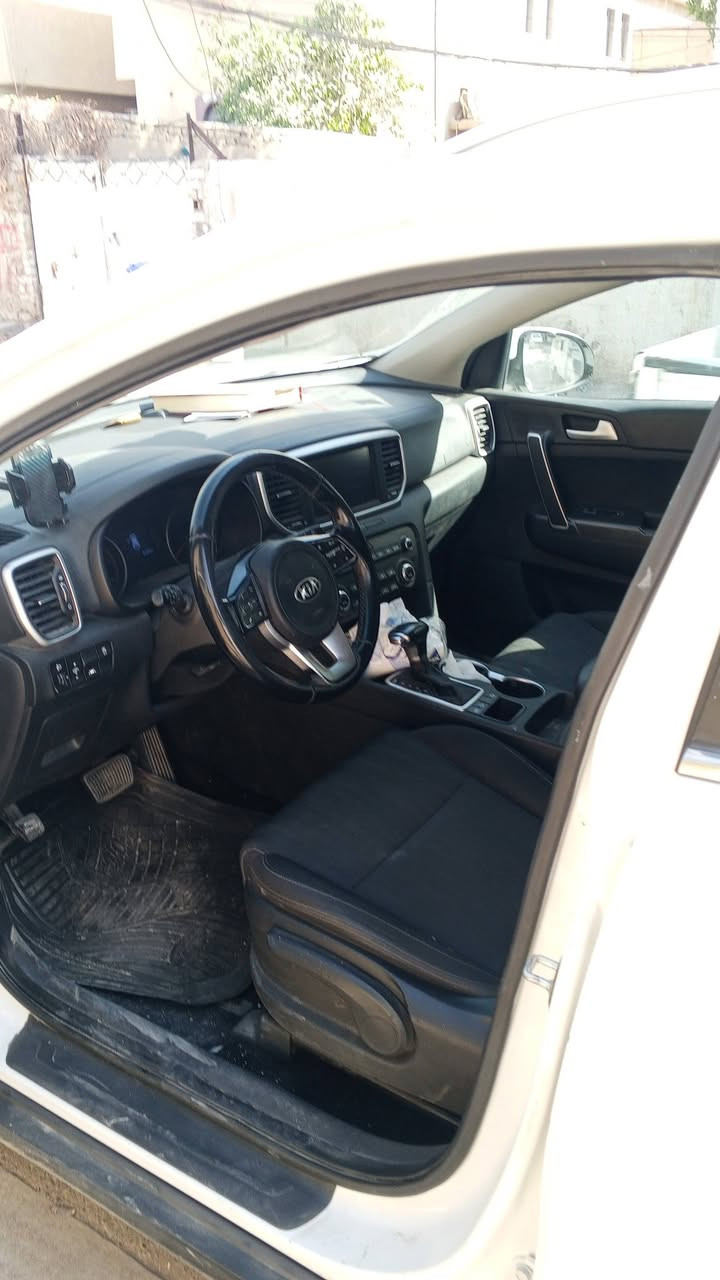 للبيع فقط كيا سبورتج كاز موديل 21 بيه نقص تيربو المكينه خيط تبخير الشاصي مكفول مصبوغه عام وارد خليجي حداديه خير من الله ايرباكات سليمه ابيع قفل 115 ومجال بسيط لليجي يتعنه للتواصل ***********
