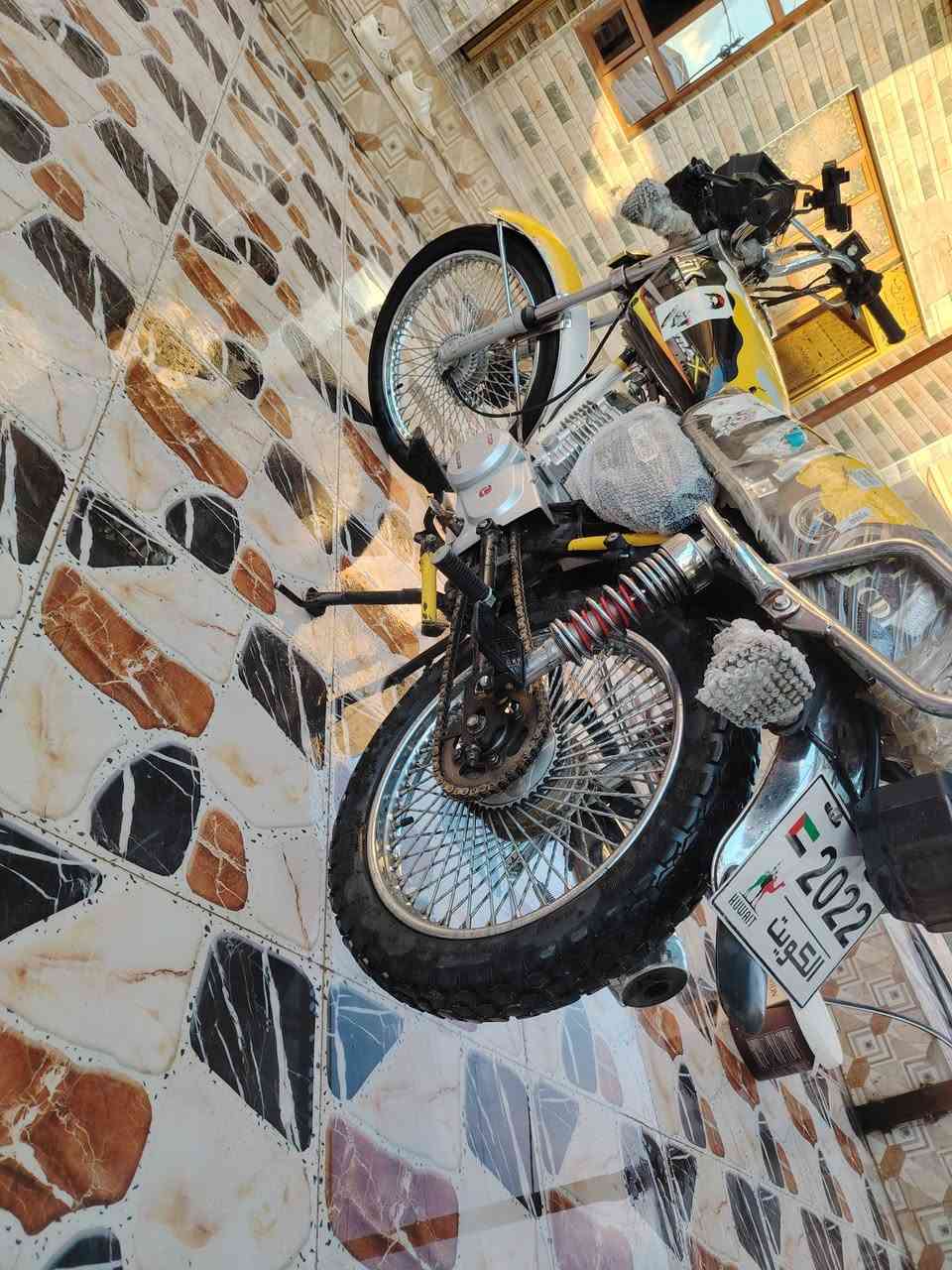 السلام عليكم سولنك موديل ٢٠٢٤ كلو شغال دبلات وياله لشه شرط محرك ما مفتوح نشاط ومعدل  رزانه فول وزن ثقيل باب اول قبق الزنجيل موجود كهرباءيات كلها شغاله مكاني الشركاط الساحل الايسر بلهيجل بلسلمان  ***********
