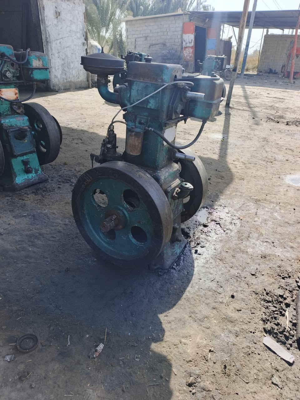 ماطور للبيع ٨حصان مكفول شرط الشغل النوعيه توبلاند ابو الكف مع راس توليد ٧ونص كيفي العنوان بابل الحمزه الغربي منطقة الخميسيه 
السعر ٦٠٠
***********
***********
