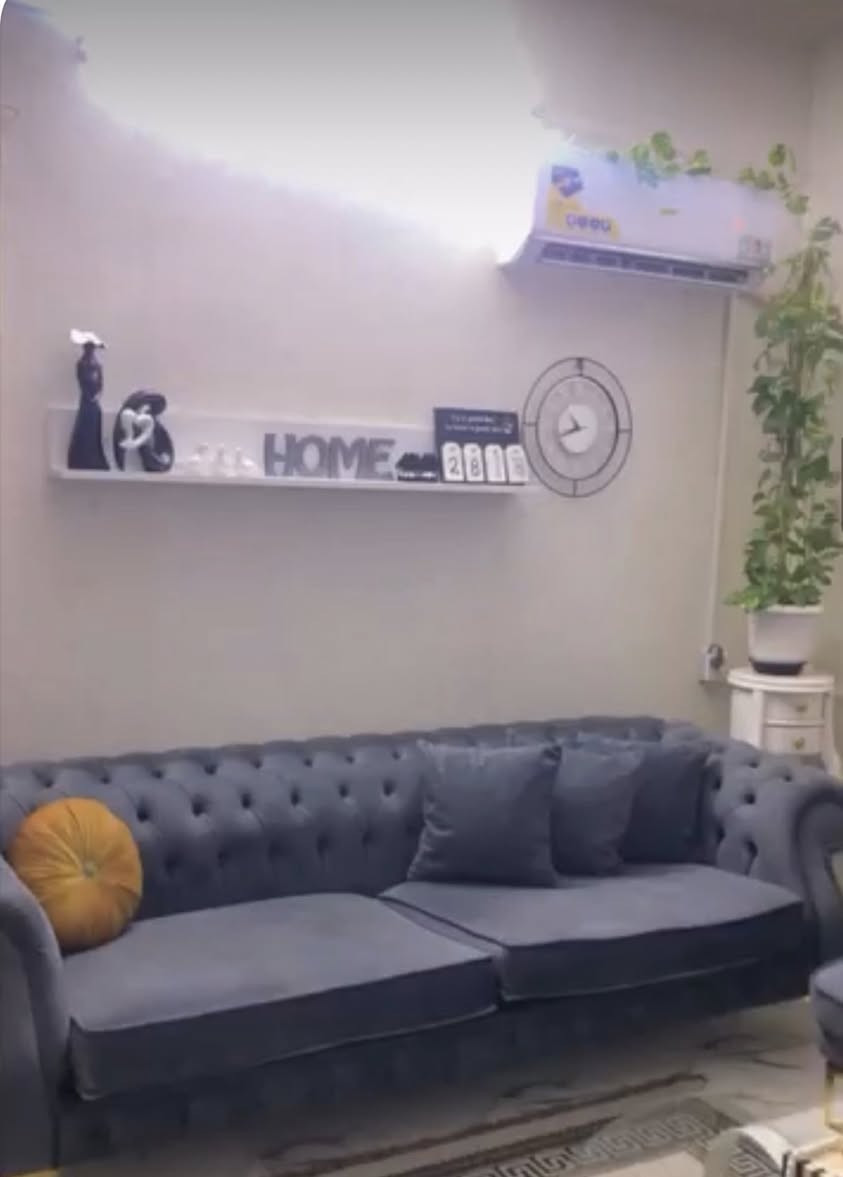 تخم قنفات تركي ثقيل 8 مقاعد وبوفية تلفزيون 3 قطع مفصولة وياهم الطبله الوسطية السعر مليون وربع وبيهم مجال بسيط المكان بغداد


**إذا كنت صاحب هذا الإعلان وتريد حذفه لأي سبب، رجاءا أرسل رسالة إلى الدعم الفني**