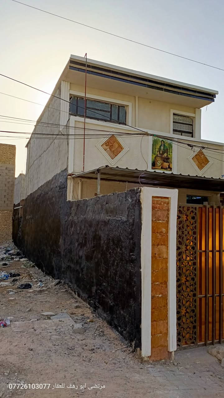 بيت للبيع 100 متر طابق ونص سعر 48 وبي مجال عنوان بغداد الحسينيه خدمات مسقط مقابل مدرسة ابو مهدي المهندس طابو ملك صرف بناء بلوك بيت نظيف بي غرفتين وستقبال وحمامين ومطبخ وصالة وتواليت وبلكونه درج داخلي للاستفسار الاتصال ***********
