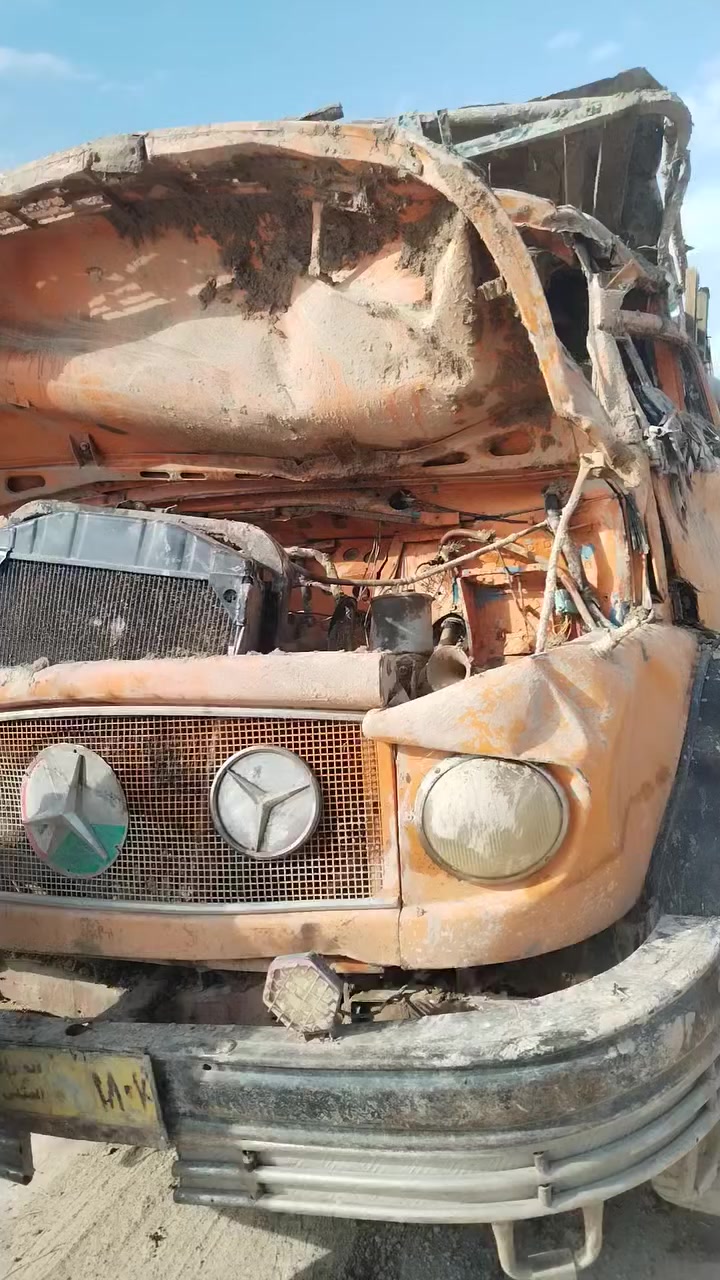 السلام عليكم سيارة البيع حصنيه موديل 63
كير ومكينه مابيه شي
رقم مثنى اصفر صدامي مداور شوكت ماتريد
*********** تصال
