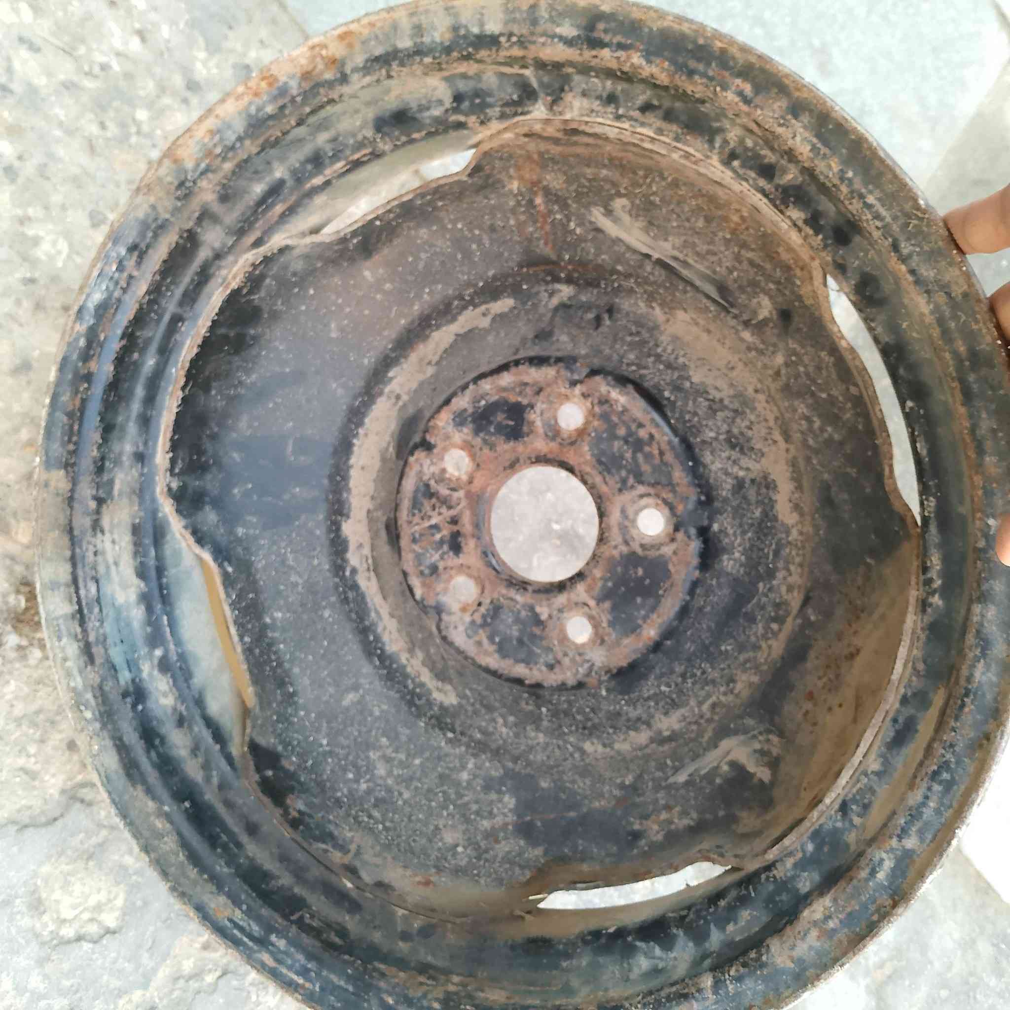 السلام عليكم ويل للبيع السعر 25 وبي مجال مكان ديوانيه قضاء المهناويه هذا رقمي‏‏‪***********‬‏
