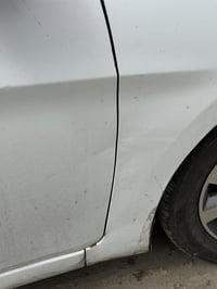 اكسنت خليجي مديل 2016 بيها بس جاملغ الامامي بي بارد ويبها طخات موجدات ...