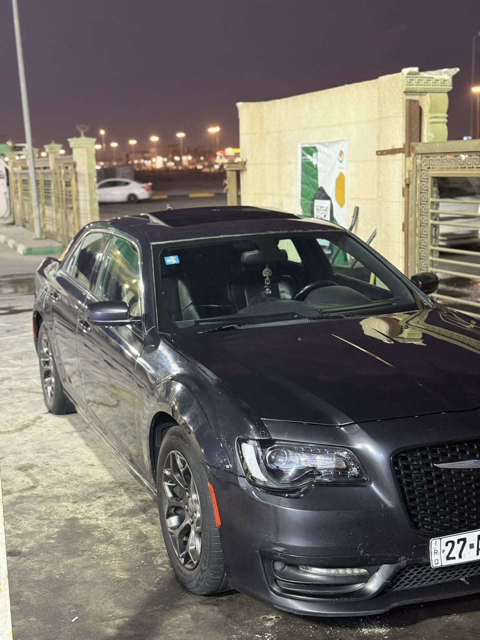 اوبامه 2015 300S وارد امريكي
بيها 3 قطع تبديل بنيد وجاملغات ثنيهن الاماميات 
سياره حلوه وجاهزه ع اخير حبه 
فول مواصفات 
بانوراما
بصمه 
تشغيل عن بعد 
كامرا دواره 
تدفئه كشنات 
بعد بيها مواصفات اهواي 
تخم تاير جديد باتري جديد 
السياره تاخذها ما تذب عليها ربع دينار 
السياره رقمها ذي قار باسمي سنويه هستوني مجددها تحويل ثاني يوم 
سعر السياره 190 وبيها مجال اتصل وبخدمتك مكان السياره بصره
(***********) ابو حسن
