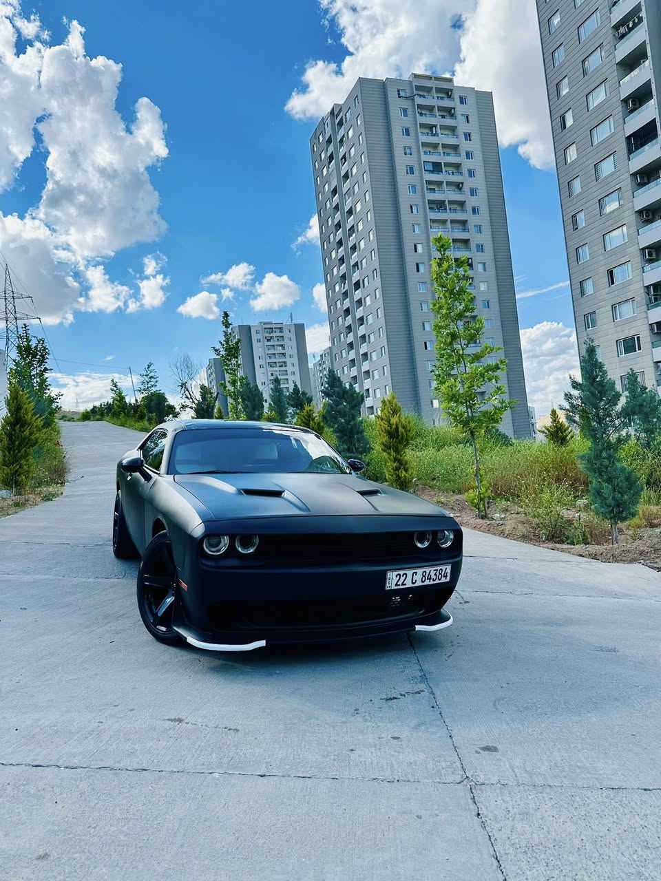 DODGE challenger 2021 v6
كشنات جلد ابيض 
كشنات كهرباي 
وياله تايرات جديد ٢٠ تو سايز 
سياره كامل مخلف ppf ضمان 
كير محرك كهرباي شرط 
داخل اناره كامل متغير الوان LED
زينون عدسات قويه 
صدر خلفي جديد 
ادامه جديد 
رقم سنويه جديد +تحويل وكاله شرط 
ماشيه ٥٧ ميل 
حجر كزوز شرط 
مكان سياره دهوك 
*********** واتساب 
سعر كليش مناسب ١٥٣$ مجال 
سياره بيها ٤قتع و نص ابيع حزام علمود مغلف بدون دواخل ايرباك سستم 
البيع او مراوس ب R/T
