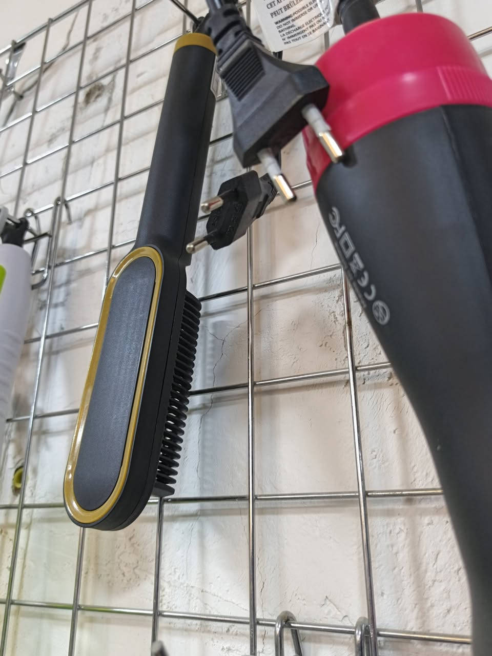 كاويه شعر باله مشكل سعر القطعه 6 ألف العنوان شارع 13 فرع سيد قاسم شبر متوفر خدمة توصيل ***********
