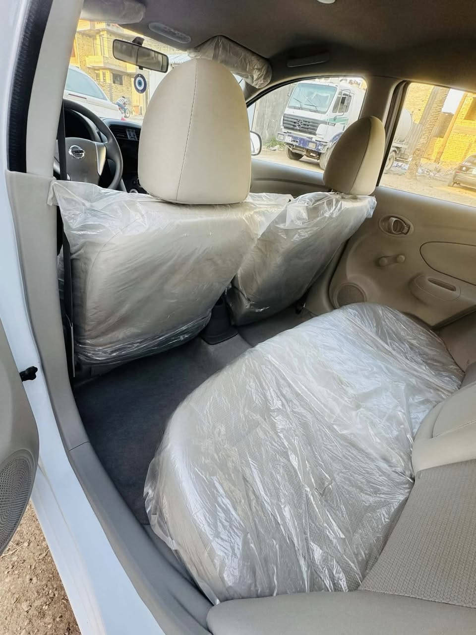 السلام عليكم شباب 

نيسان هندي بليته زركه موديل ٢٤ ماشيه ١٥ رقم باسمنا تريد تحويل تريد وكاله مكاني بابل مركز المدينه  السعر ١٢٦ وبيها مجال حق الجيه ( بيها ملاحضه وحدة فقط شخط صغير غيرها ماكو كلشي شرط السونار ) 

للاستفسار الاتصال 

***********
