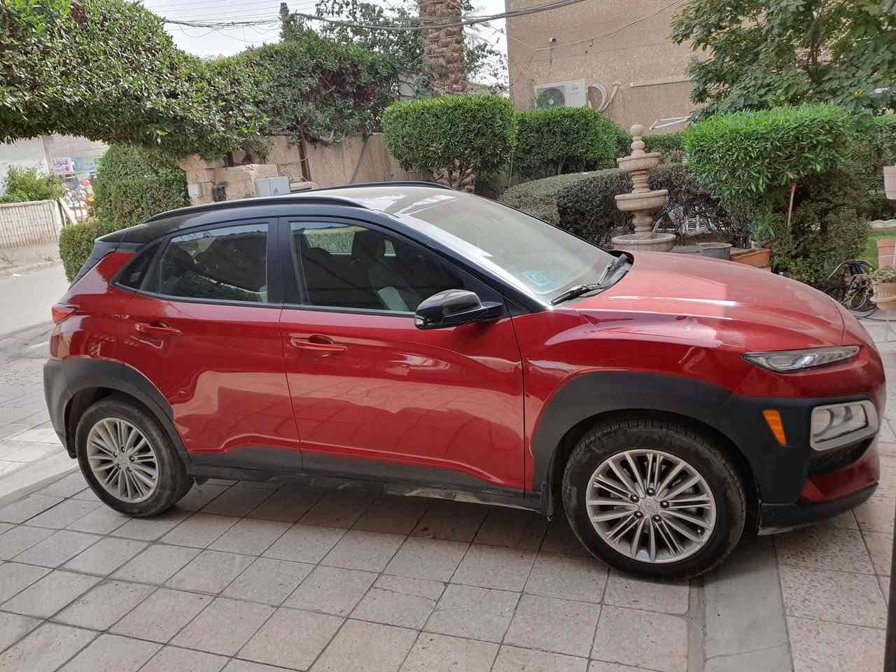 السلام عليكم 
للبيع كونا 2021 وارد امريكي مضروبه فقط جاملغ ومصلحه على البارد
ماشيه24700 ميل محرك 2000 دوش 
فول مواصفات عدا الفتحه
تو كلر
فور ويل Awd
4W
اشاير بالمري  ويل كب 17
تحكمات ستيرن جهتين بصمه سويج بصمه ابواب 
تشغيل عن بعد 
تدفئه كشنات 
شاشه كبيره
كامره دواره
تحدد مسار ورادارات امامية ورادارات خلفيه
نقطة عمياء
السياره رقمها بغداد
السعر 140  وبيها مجال
للاستفسار الاتصال ع رقم 
***********
