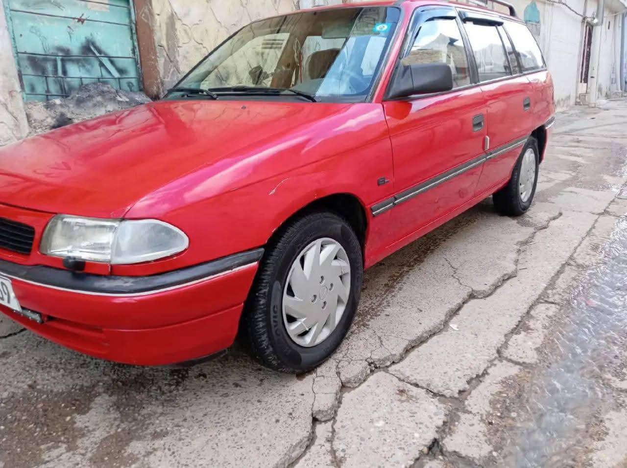 اوبل استرا ستيشن 🚘
رقم بغداد  ✅
سنويه جديده عضم
 كاربون بانزين  ⛽ 

محرك وكير شرط ✋ 
♦️كير عادي
♦️حجم 16

السياره بلاديه مابيها صبغ والكشر كدام العين 👀
#سياره حلـِۈه وجاهزه ماعايزها بس ستر •اللّـہ̣̥ مال جناي ✋

المكان موصل الايمن حي الرساله 🚶‍♂️# ***********
