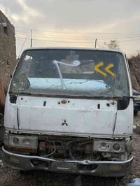 ميتسوبيشي كنتر • موديل ٢٠٠٨ • بدون محرك وكير