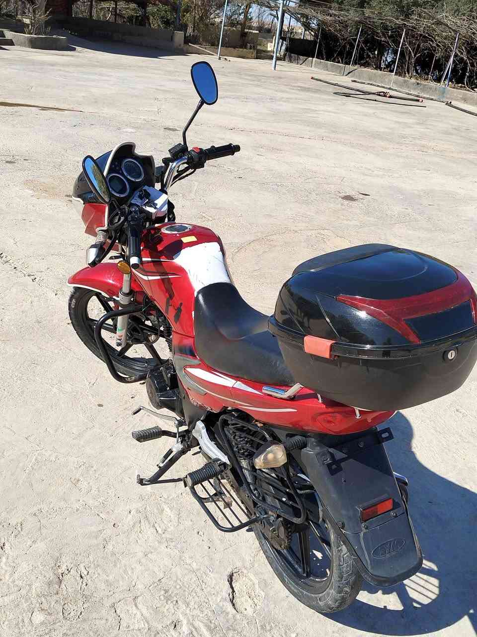 سلام عليكم 
للبيع .
سايم 2024 
اوراق كامله  محرك مالاعبه عليه سبانه
  بي بس الاشاير نقص

للاستفسار./ خاص
 او هـ /***********
