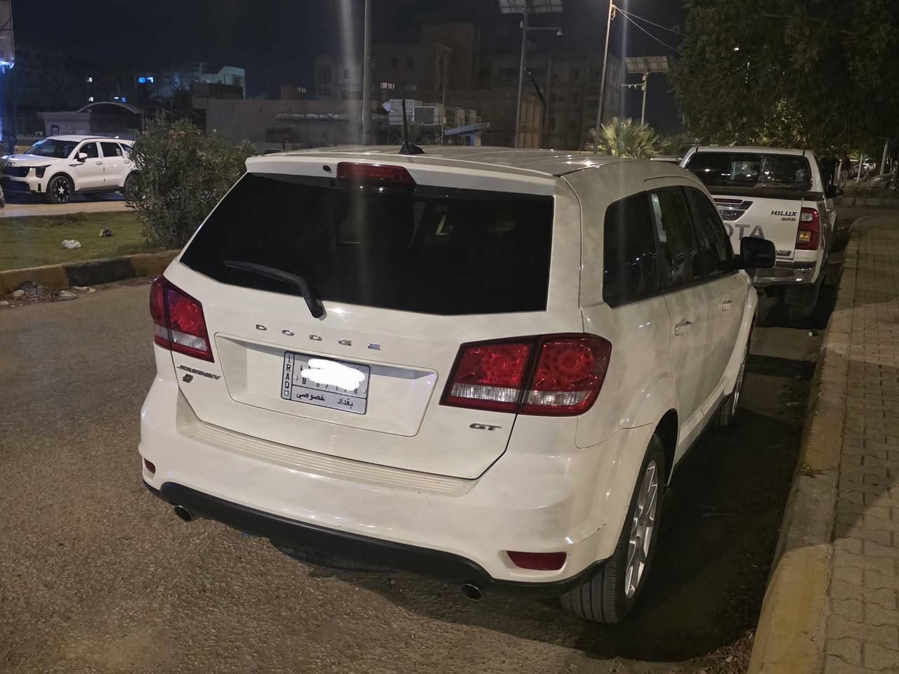 السيارة كلين تايتل بدون ضربه وبدون صبغ ودخلت تاير مكسور
ماشيه 132 الف كيلو قابل للزيادة 
٧ راكب وستة سلندر 
رقم بغداد 
السيارة مكانها بابل 
للاستفسار ***********
