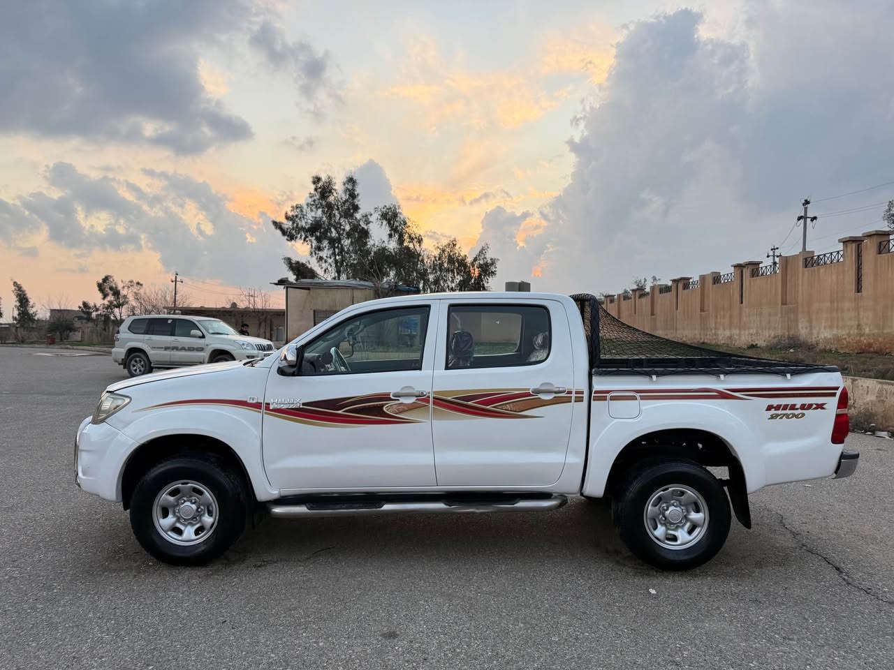 تویتا مەرزیە دەبل اکسل مودیل 2009 سعودى دەبل ارباک ناوسور قولاب abc جام کارەبا ئاوینە کارەبا حەساس و کامیرا و شاشە سەنەوی ماویەتی بەسەرجی سەیارە کە جی جیی بویاخی هەیە من بە عام دەیفروشم بەلام پیشو پشتی هیجی نیە قرجیش بەشەرت شانسی بەتانە بەدەنەی بەشەرت هیجی پیوە نیە گیر مەکینە اکسل دەبل اکسل بەشەرت مەکینەی نەکراوەتەوە تەنها قەپاخی سەری توندوو تولی بەشەرت مەسرەفی بەدوو قات لی بشکینە 
تکایە ژمارەم داناوە نامە مەنیرە 
***********
*********** كويسينجاك, أربيل
