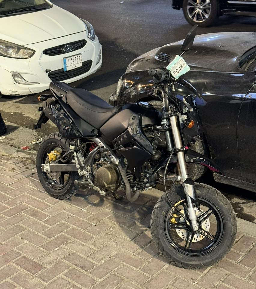 دراجة كاوسكي قفاز قزم للبيع دراجه جديده موديل ٢٥ السرعة ١٢٠ تبديل نمر بدون كلج  الدراجه خير من الله السعر مليون ٤٠٠ وبي مجال بسيط للشراي تواصل واتس اب ***********

