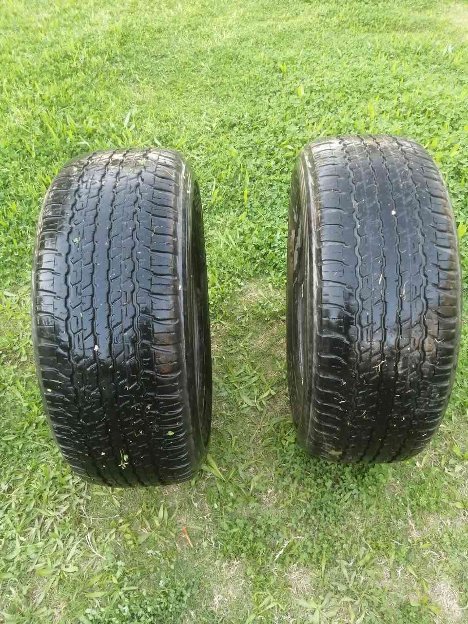 السلام عليكم تايرات لاندكروز دلوب الاصلي نضيفات السعر 150
***********
