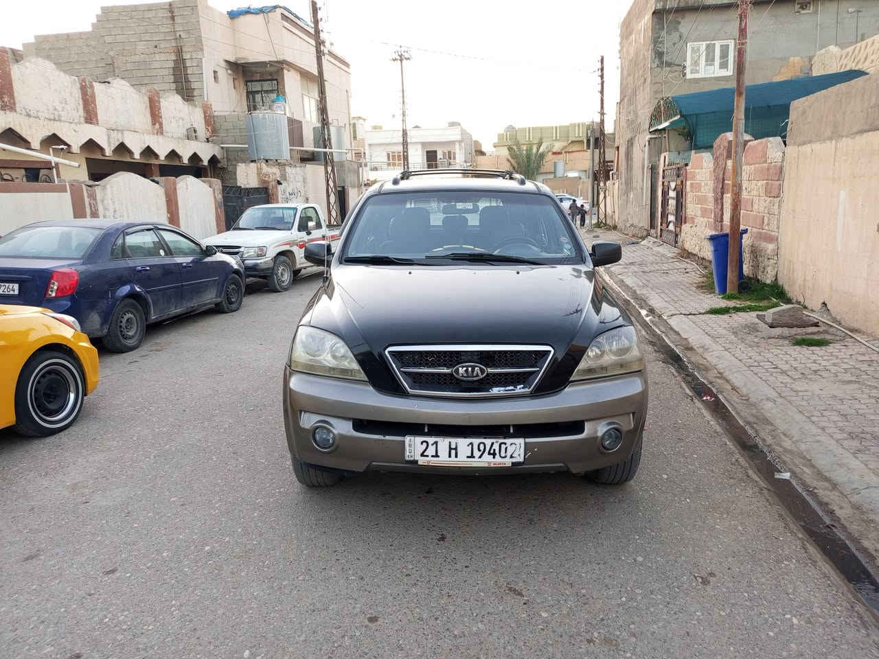 السلام عليكم كيا سورنتو رقم سليمانيه دولي هزه 2027سنويه لل 2029شرط الوكاله وتحويل سياره بدون طخه بدون ضربه فقط بس البونيد بي صبغ سياره كلهه عل وضع البلاد محرك كير تخم تاير كله بشرط المحرك سته سلندر بلادي سياره جاهزه من الدعامية لدعاميه مابيهه نقص
السعر 84وبيهه مجال بسيط لشراي للبيع او المراوس حسب القناعه العنوان كركوك رقم الهاتف ***********
