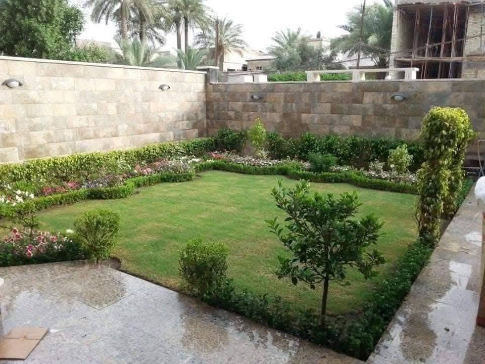 السلام عليكم يوجد فلاح تنضيف حدائق وتجهيزات كامله ارجو من الاخوه رفع المنشور مع تحياتي إلى مدير الاكروب ***********
