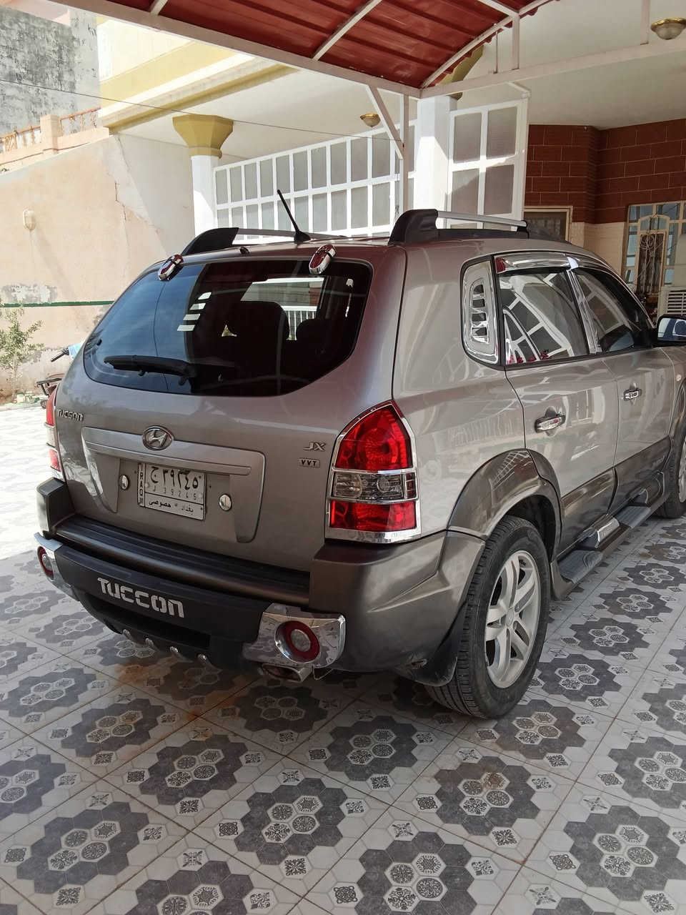 توكسان موديل 2009 كوري محرك 2000 رقم بغداد مكفوله نظيفه للبيع 125 موجوده في ديالى المقدادية موبايل ***********
